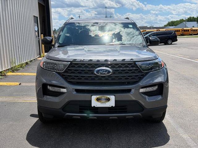 Certified 2024 Ford Explorer XLT w/ Equipment Group 202A AWD/4WD image 7