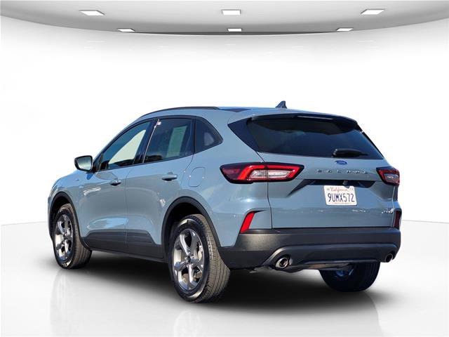 Certified 2025 Ford Escape ST-Line Select AWD/4WD image 8