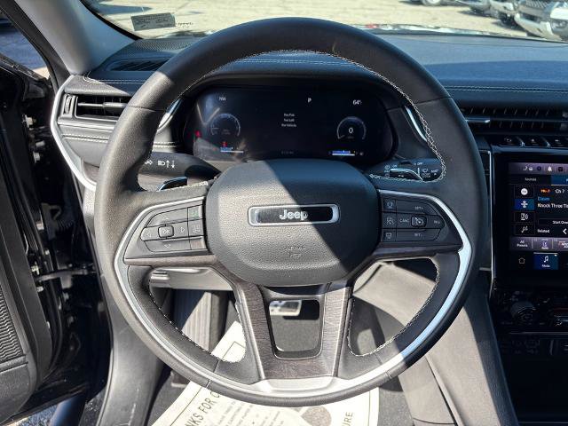 Used 2023 Jeep Grand Cherokee Limited image 18