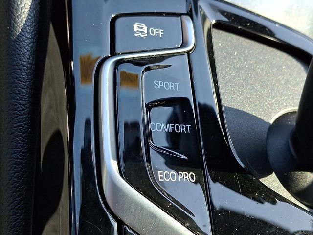 Used 2021 BMW 530i xDrive w/ Premium Package image 29