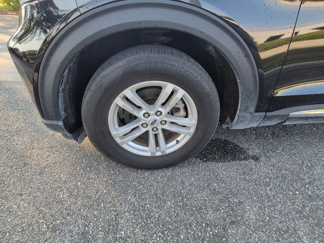Certified 2023 Ford Explorer XLT w/ Equipment Group 202A RWD image 23