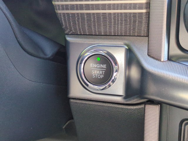 Certified 2022 Ford F150 Platinum w/ Equipment Group 701A High RWD image 28