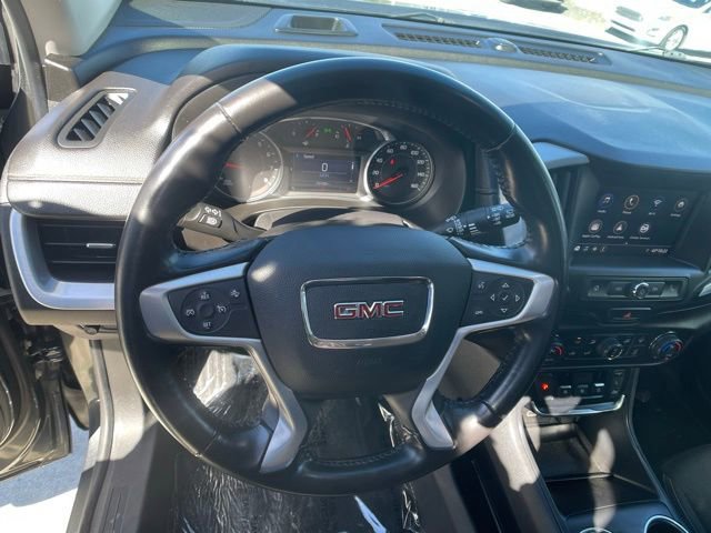 Used 2020 GMC Terrain SLE w/ Driver Convenience Package image 16