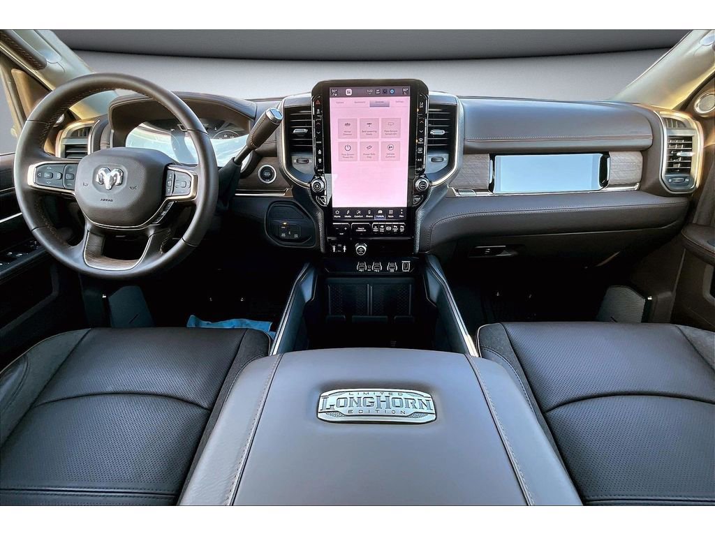 Used 2025 RAM 3500 Longhorn image 17