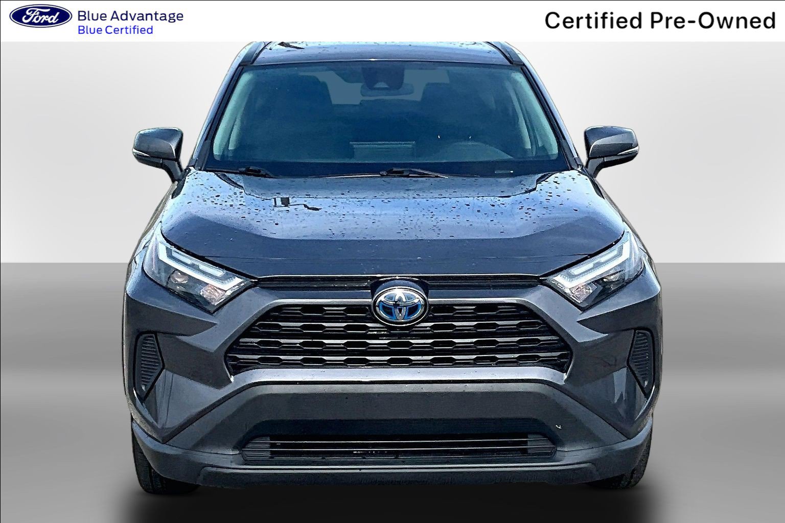 Used 2024 Toyota RAV4 LE AWD/4WD image 3