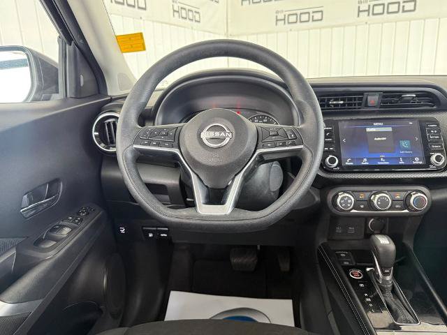 Used 2024 Nissan Kicks SV w/ Interior Electronics Package FWD image 14