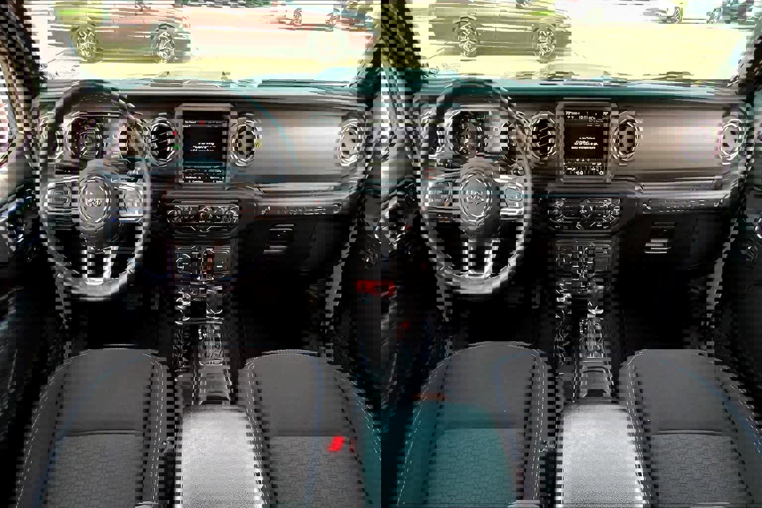 Used 2022 Jeep Wrangler Unlimited Rubicon 4xe w/ Steel Bumper Group image 27