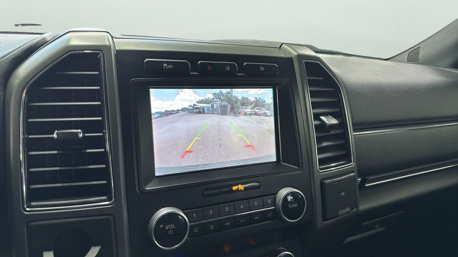 Certified 2021 Ford Expedition XLT RWD image 19