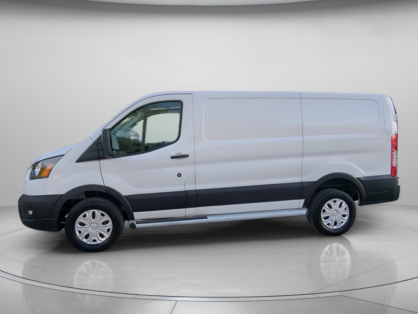 Certified 2025 Ford Transit 250 Low Roof w/ Exterior Upgrade Package RWD image 13