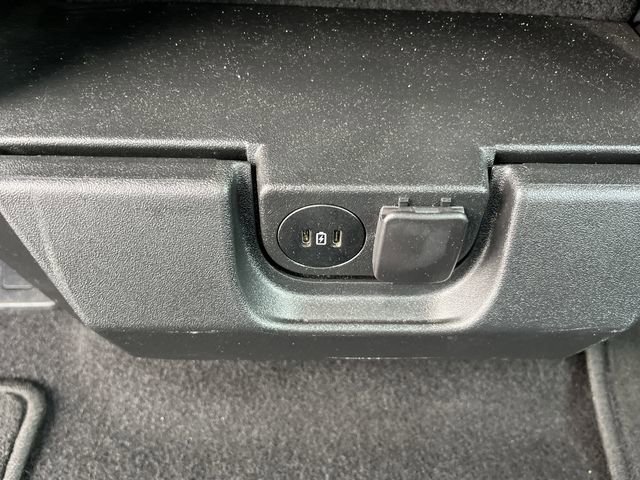 Certified 2025 Ford F150 XLT w/ Equipment Group 301A Standard image 19