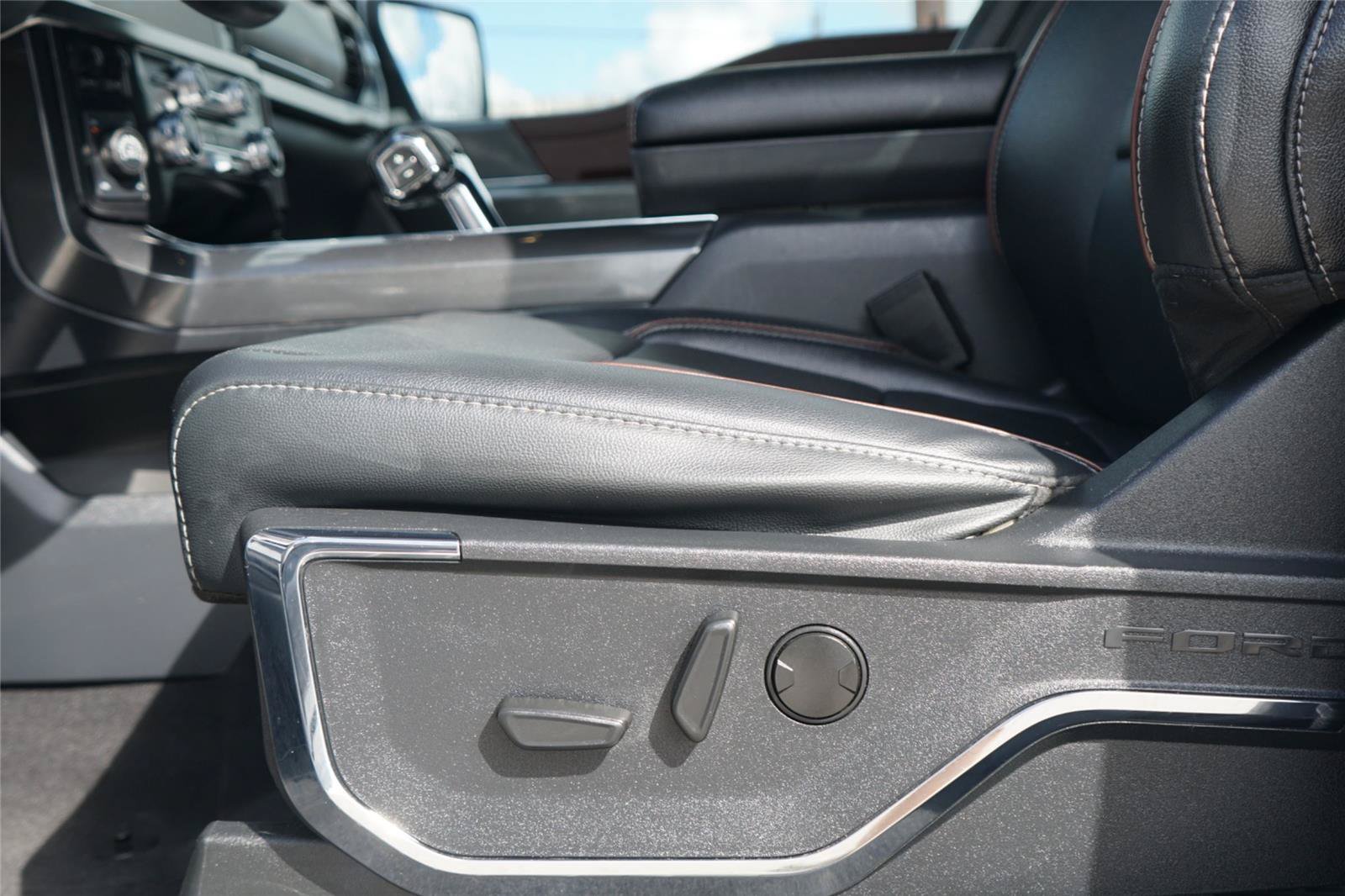 Certified 2023 Ford F150 Lariat AWD/4WD image 22