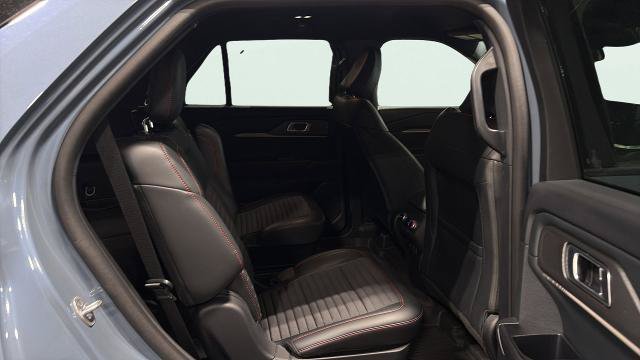 Certified 2025 Ford Explorer ST-Line AWD/4WD image 28
