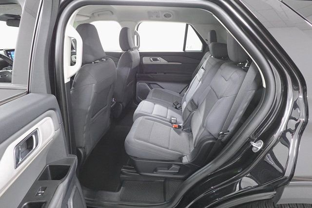 Certified 2025 Ford Explorer Active image 22