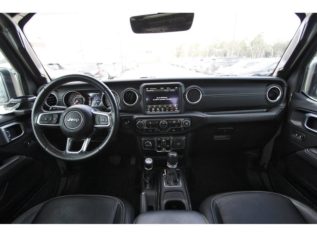 Used 2022 Jeep Gladiator Overland w/ Popular Equipment Package AWD/4WD image 12