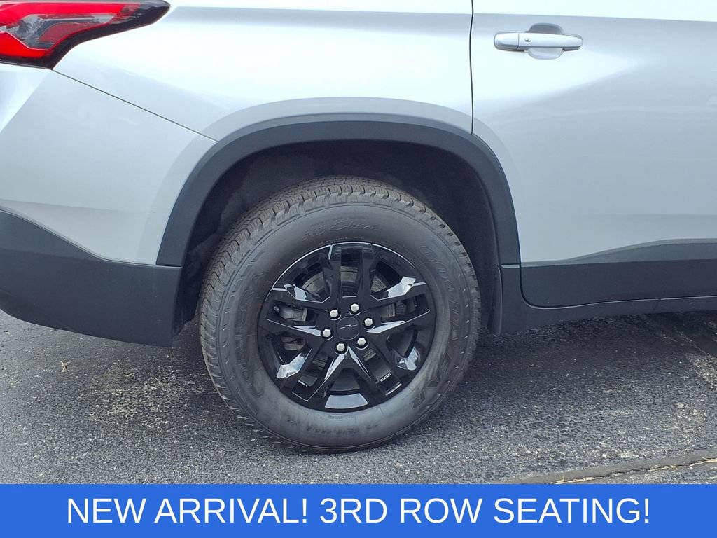 Used 2022 Chevrolet Traverse LS AWD/4WD image 24