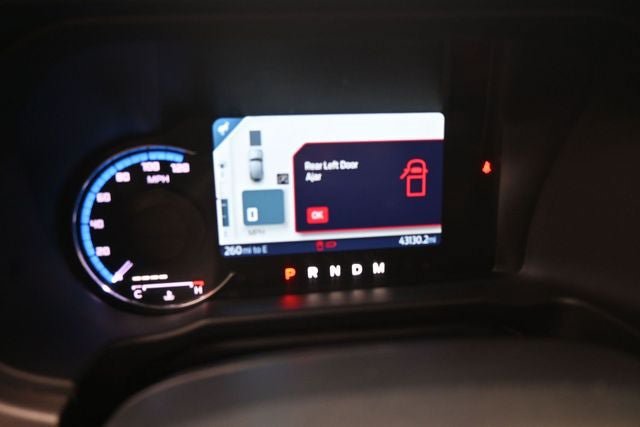 Certified 2023 Ford Bronco Outer Banks w/ Sasquatch Package AWD/4WD image 16