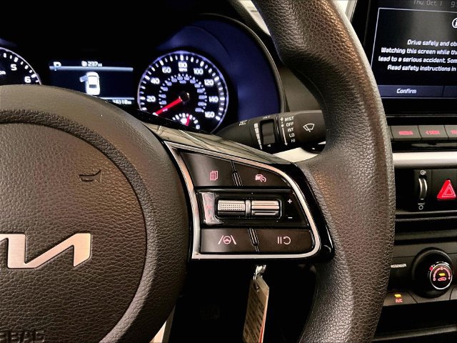 Used 2023 Kia Forte LXS w/ LXS Technology Package FWD image 18
