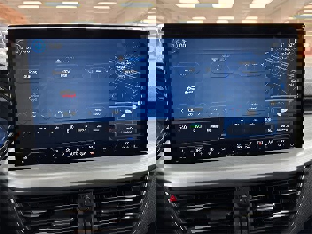 Certified 2023 Ford Escape Platinum w/ Premium Technology Package image 8