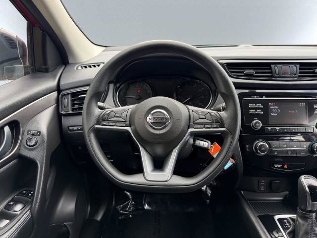 Used 2017 Nissan Rogue Sport S w/ S Appearance Package FWD image 14