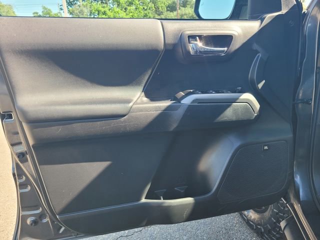 Used 2023 Toyota Tacoma TRD Off-Road w/ TRD Premium Off Road Package image 16