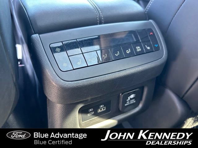 Used 2022 Nissan Pathfinder Platinum w/ Cargo Package AWD/4WD image 40