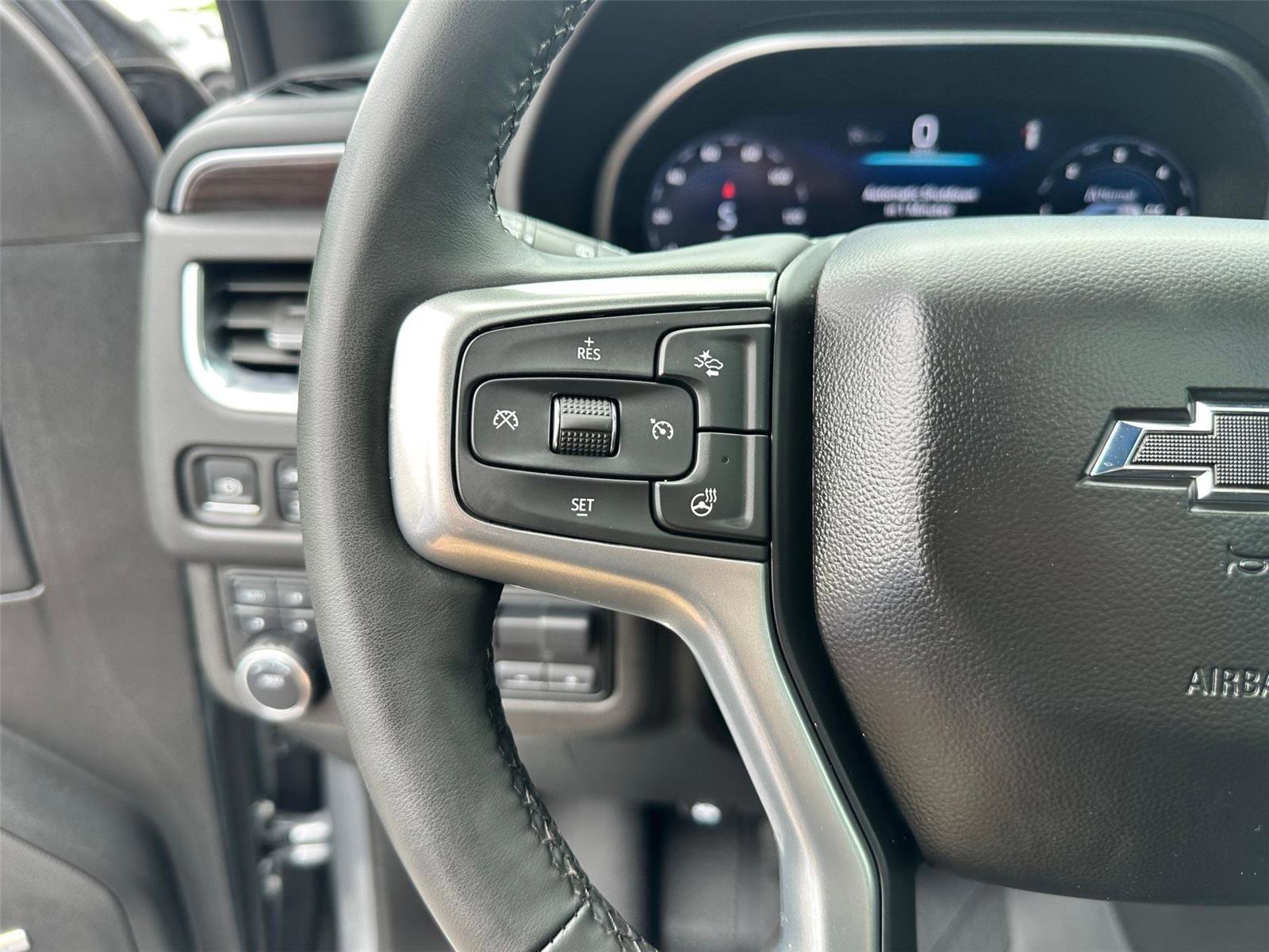 Used 2024 Chevrolet Tahoe Z71 w/ Luxury Package image 16