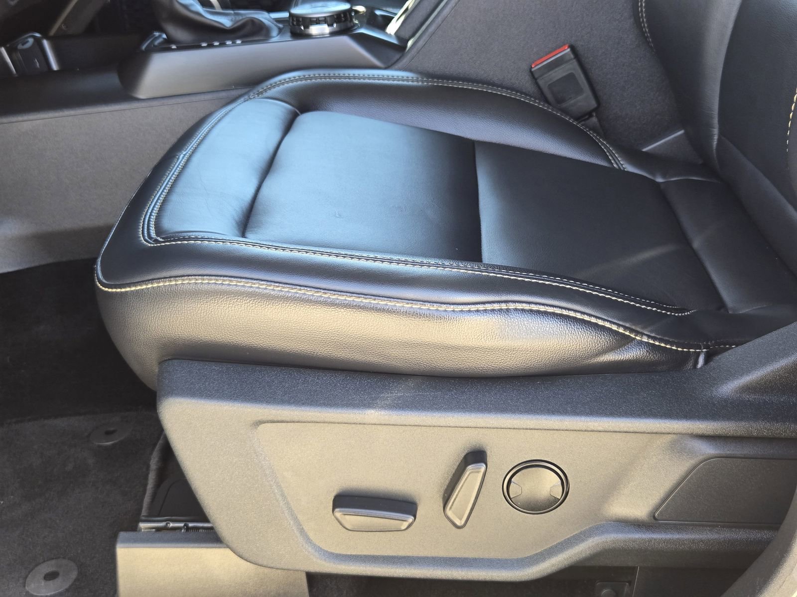 Certified 2025 Ford Bronco Badlands image 27