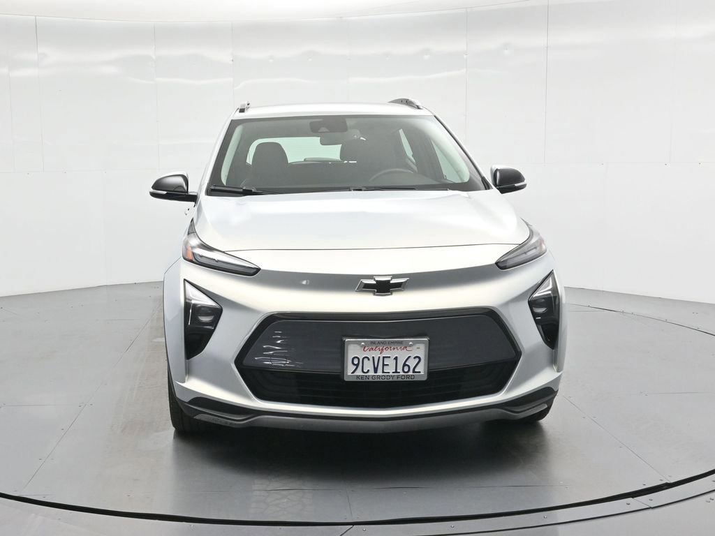 Used 2022 Chevrolet Bolt EUV LT w/ Convenience Package image 29