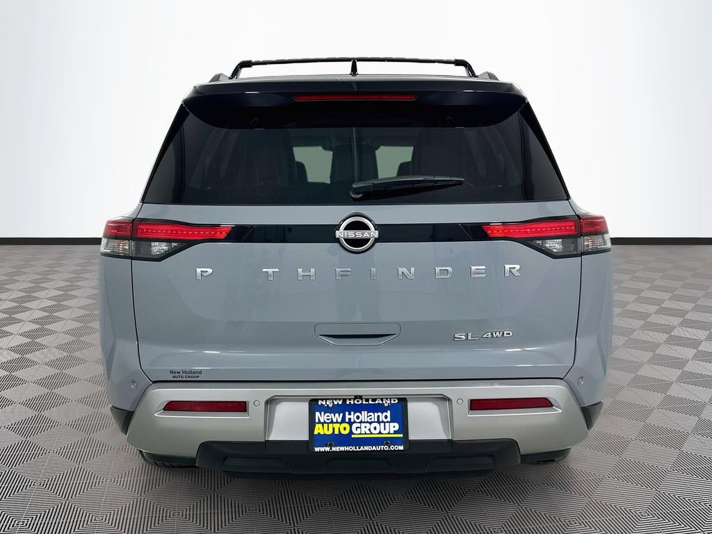 Used 2023 Nissan Pathfinder SL AWD/4WD image 9