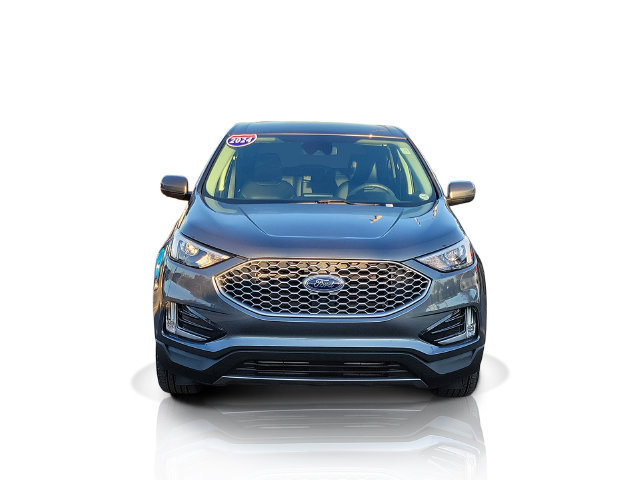Certified 2024 Ford Edge SEL w/ Convenience Package AWD/4WD image 2
