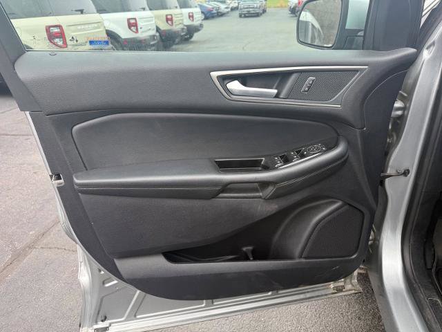 Certified 2020 Ford Edge SEL w/ Convenience Package image 9