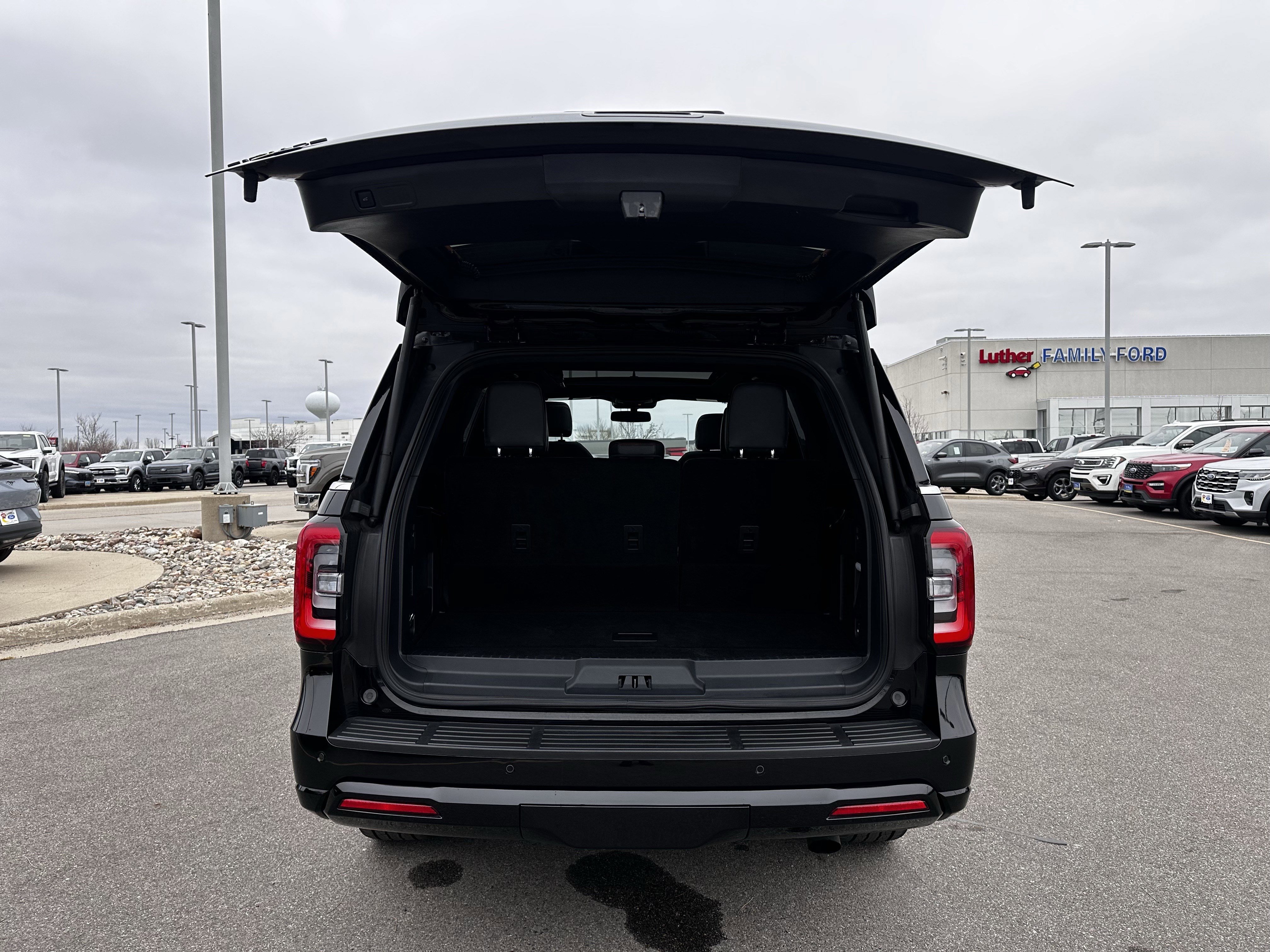 Certified 2023 Ford Expedition Limited image 22