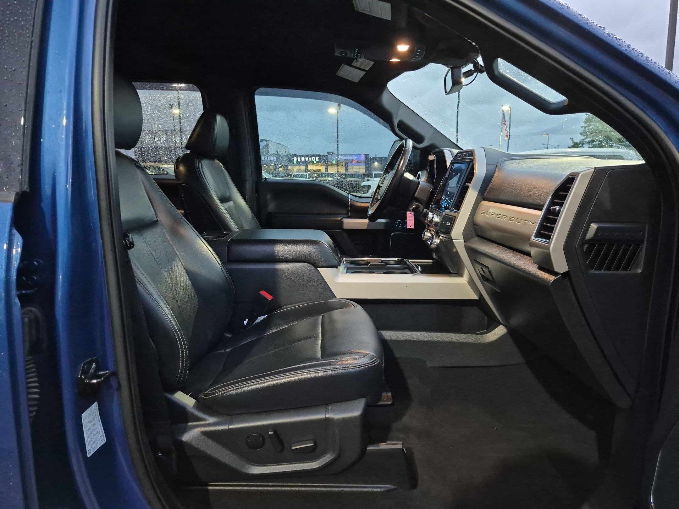 Certified 2022 Ford F350 Lariat AWD/4WD image 33