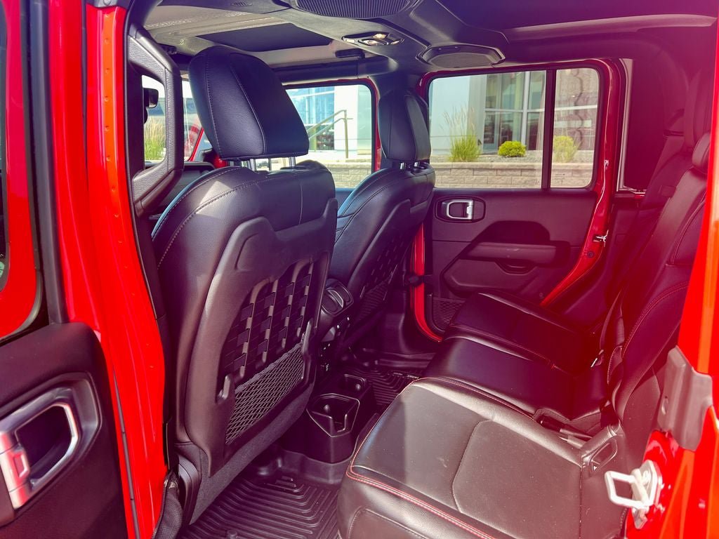 Used 2020 Jeep Gladiator Rubicon w/ Advanced Safety Group AWD/4WD image 12