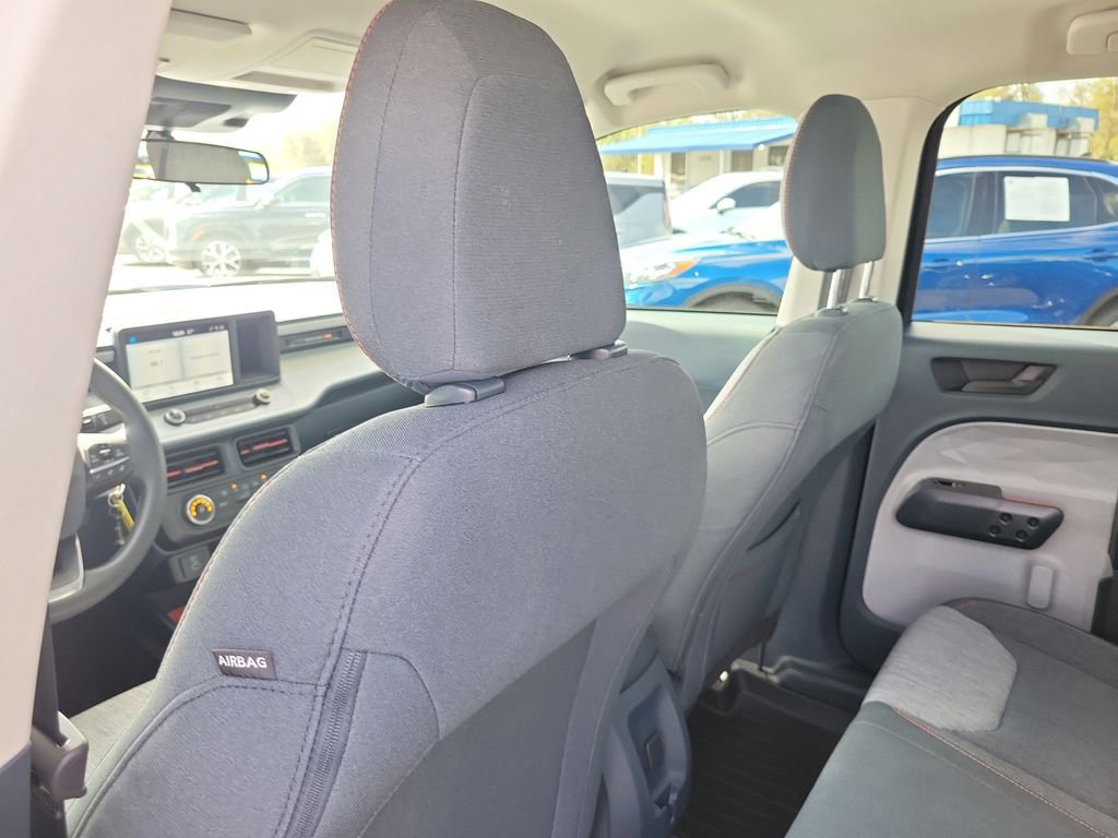 Certified 2022 Ford Maverick XLT image 9