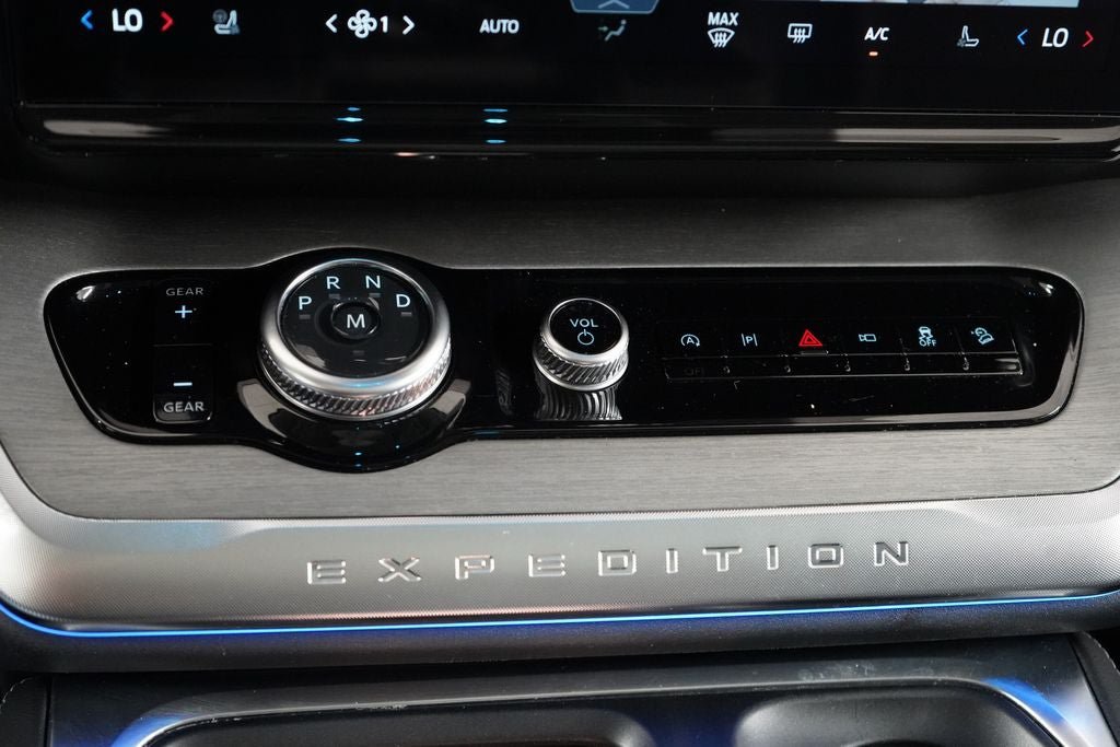 Certified 2025 Ford Expedition Max Platinum AWD/4WD image 28