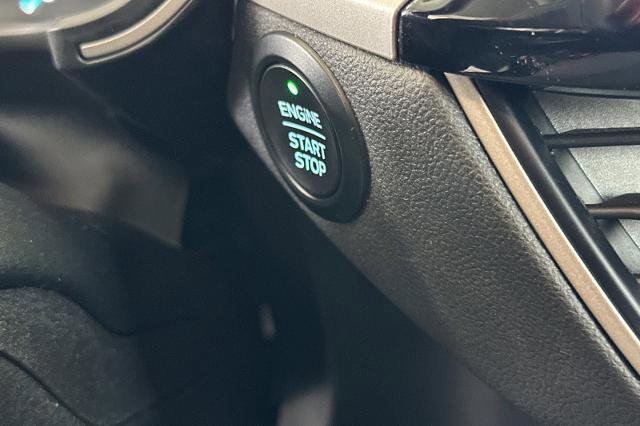 Certified 2021 Ford Escape SE image 22