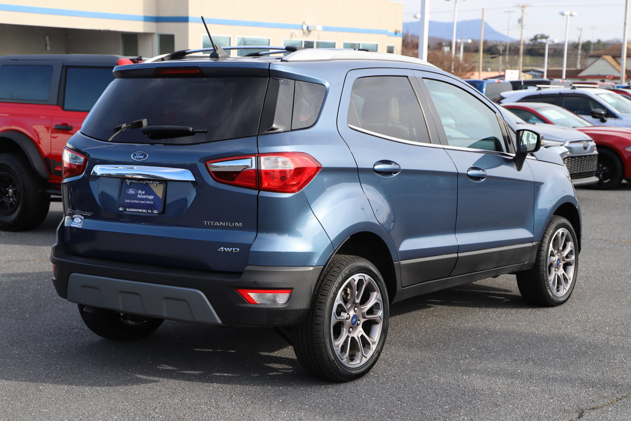 Certified 2022 Ford EcoSport Titanium image 3