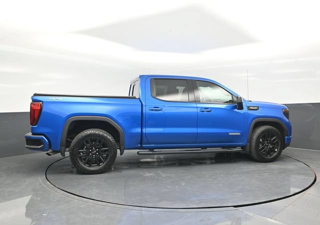 Used 2023 GMC Sierra 1500 Elevation w/ Elevation Premium Package AWD/4WD image 3