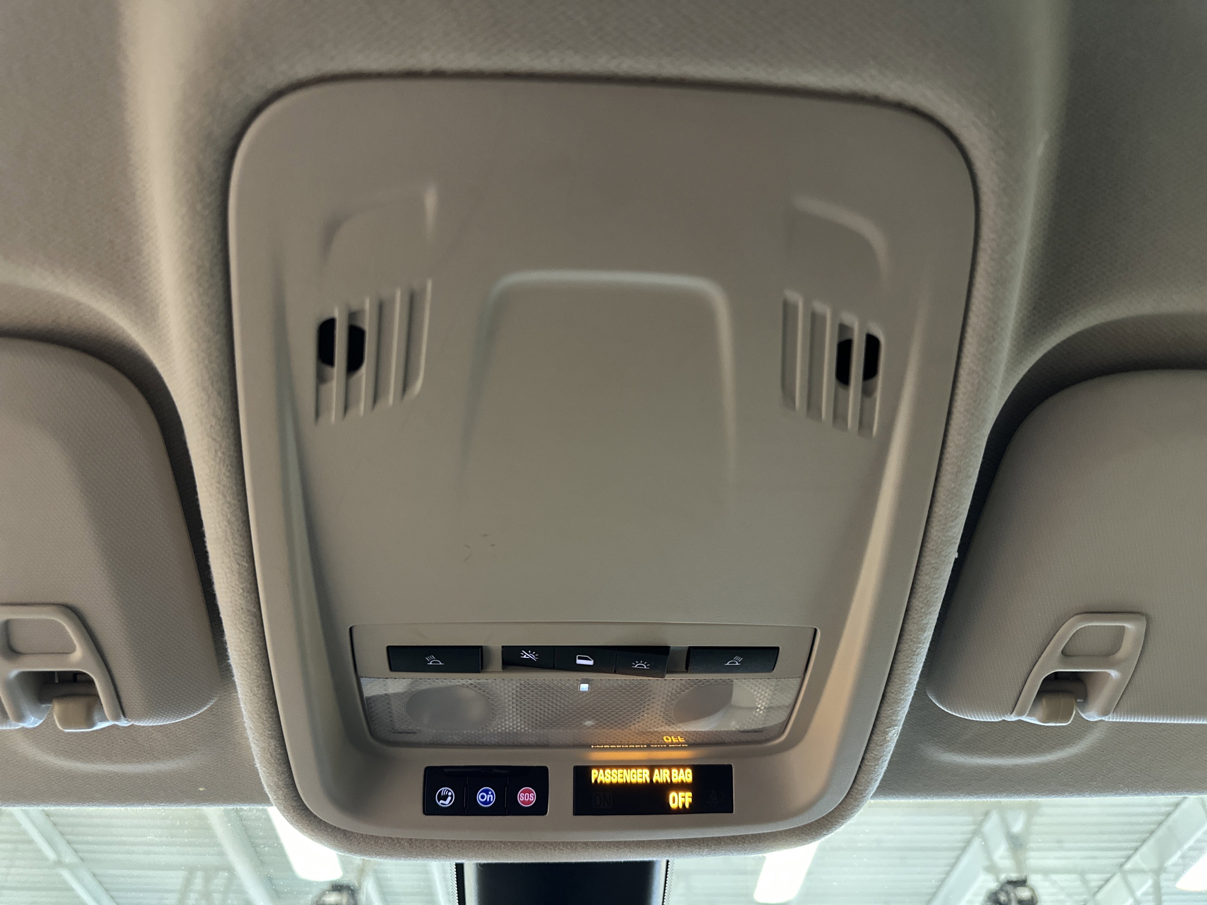 Used 2018 Chevrolet Cruze Premier image 36