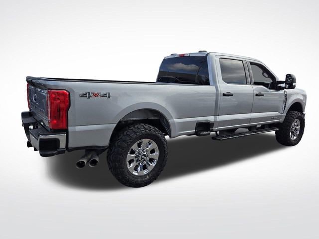 Certified 2024 Ford F350 XLT image 5