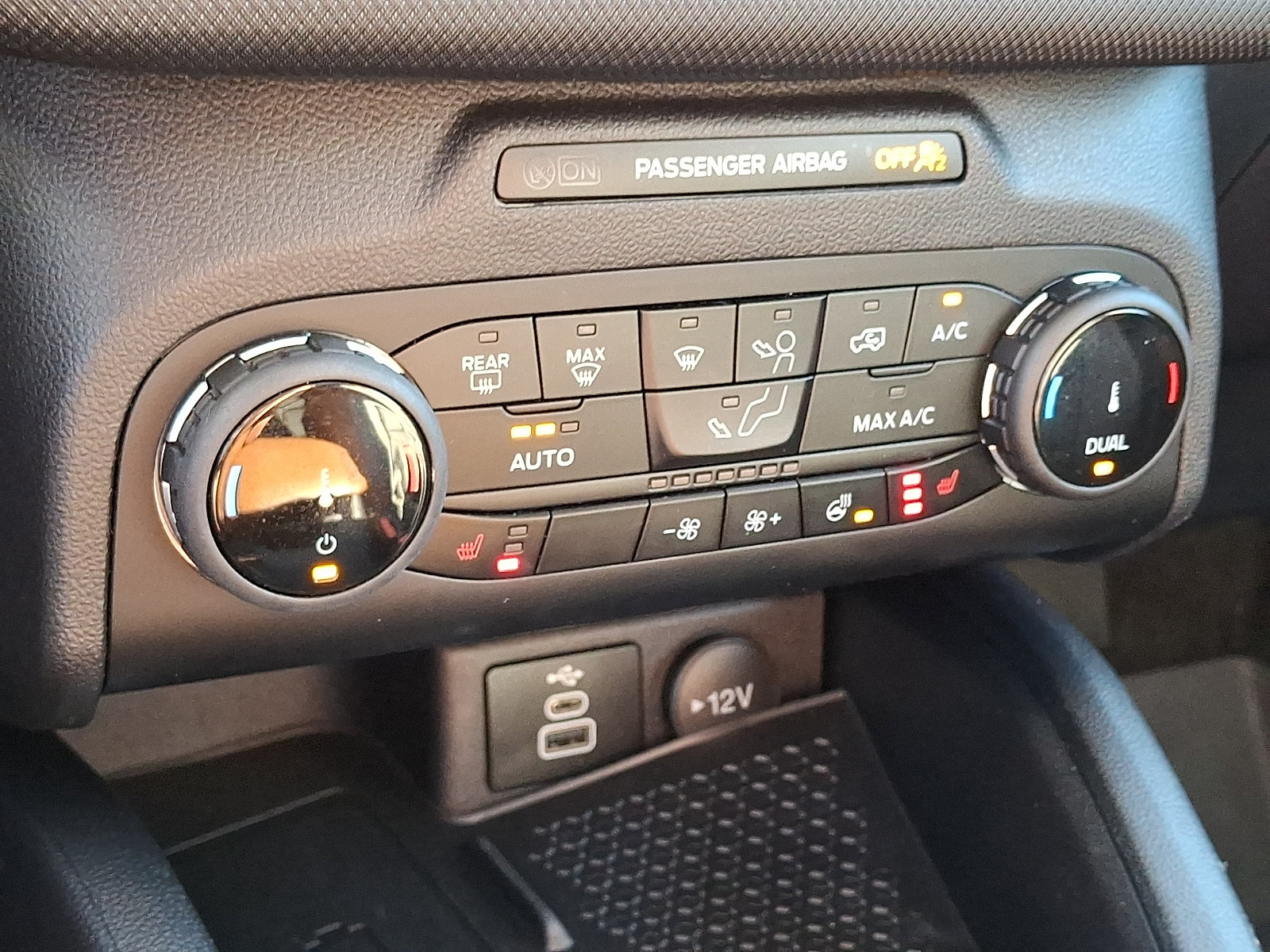 Certified 2024 Ford Bronco Sport Outer Banks w/ Tech Package AWD/4WD image 19