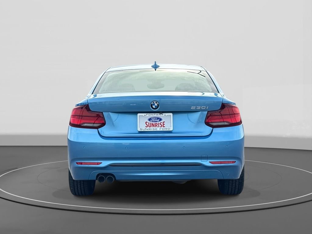 Used 2020 BMW 230i Coupe w/ Premium Package image 3