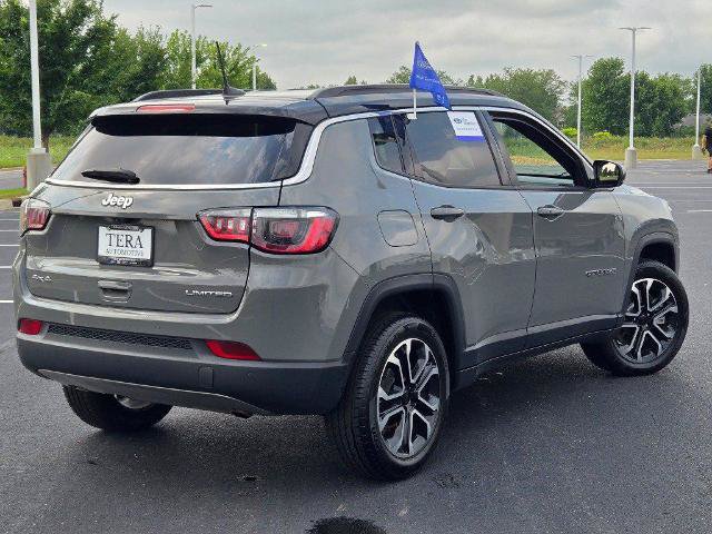 Used 2024 Jeep Compass Limited AWD/4WD image 11