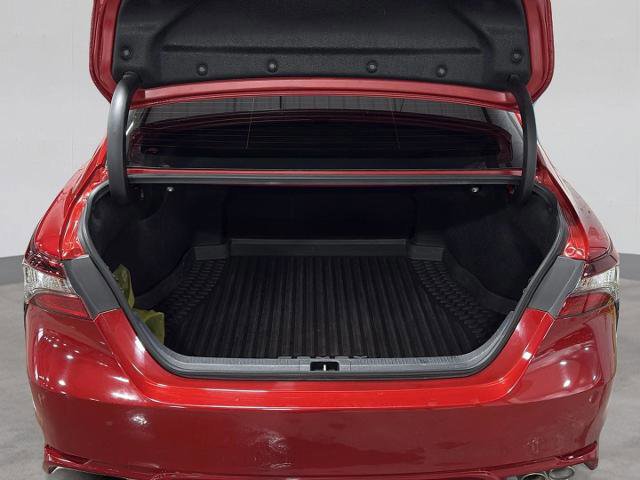 Used 2024 Toyota Camry SE image 18