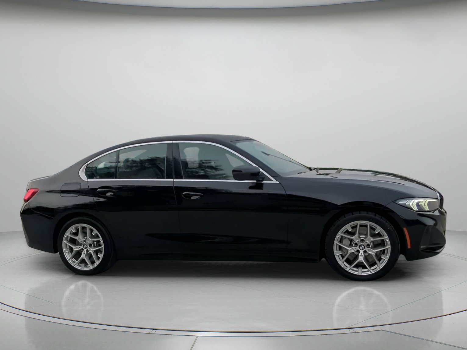Used 2025 BMW 330i Sedan RWD image 34
