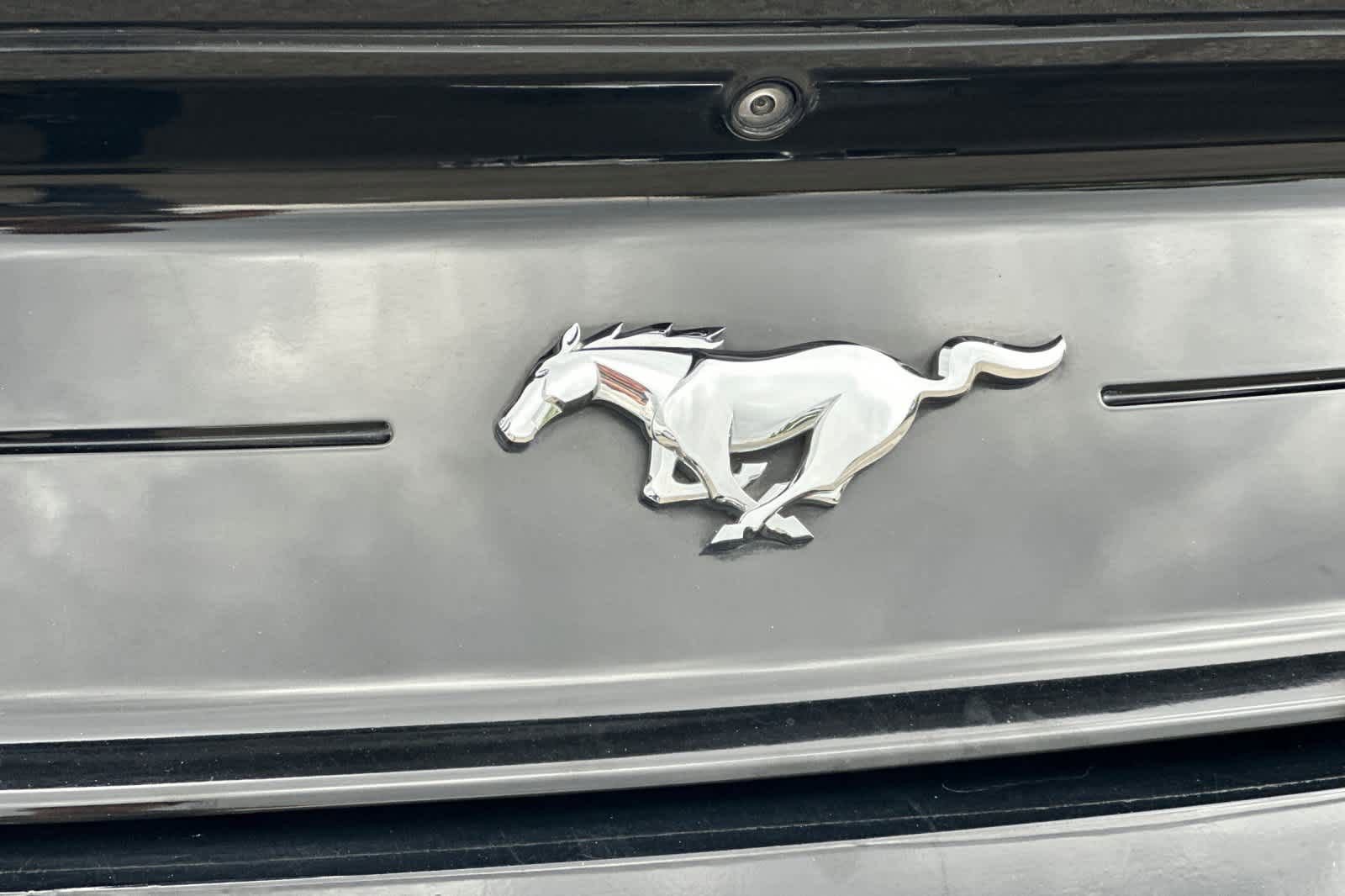Certified 2020 Ford Mustang Coupe RWD image 27