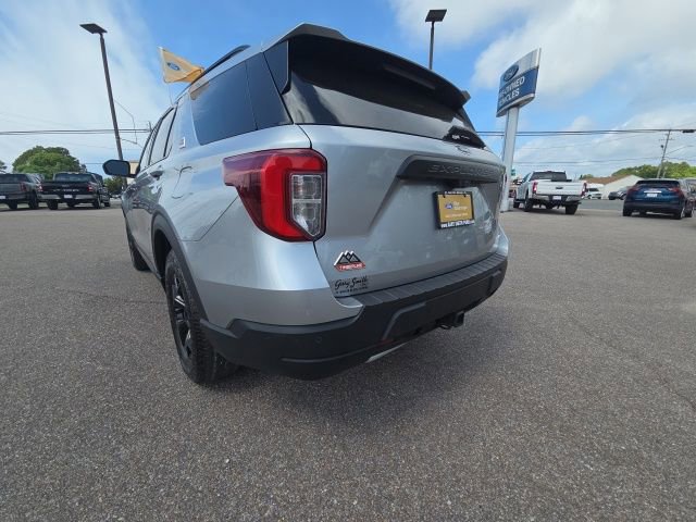 Certified 2022 Ford Explorer Timberline w/ Timberline Technology Package AWD/4WD image 3