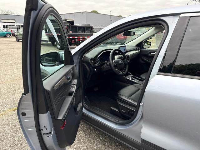 Certified 2022 Ford Escape SEL w/ Technology Package image 7