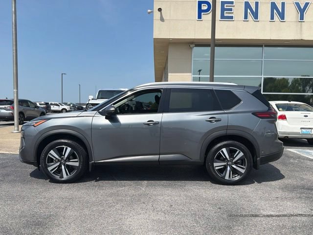 Used 2024 Nissan Rogue SL w/ SL Premium Package FWD image 8